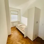 Living Rebuli 5