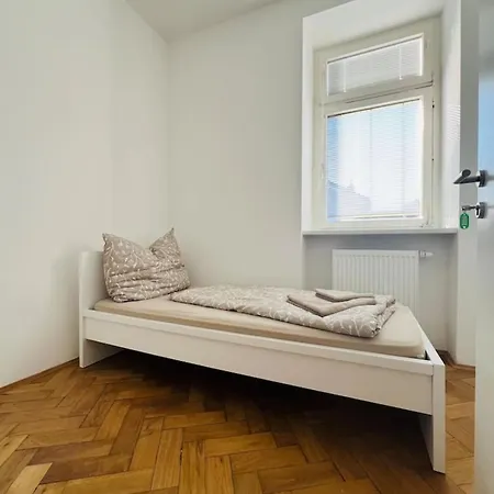 Living Rebuli 5 Apartamento *